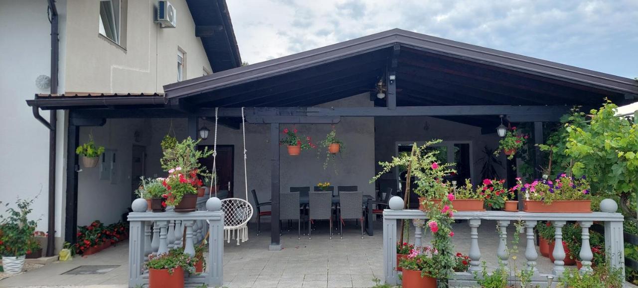 Apartamento Kod Ane Belavici Exterior foto